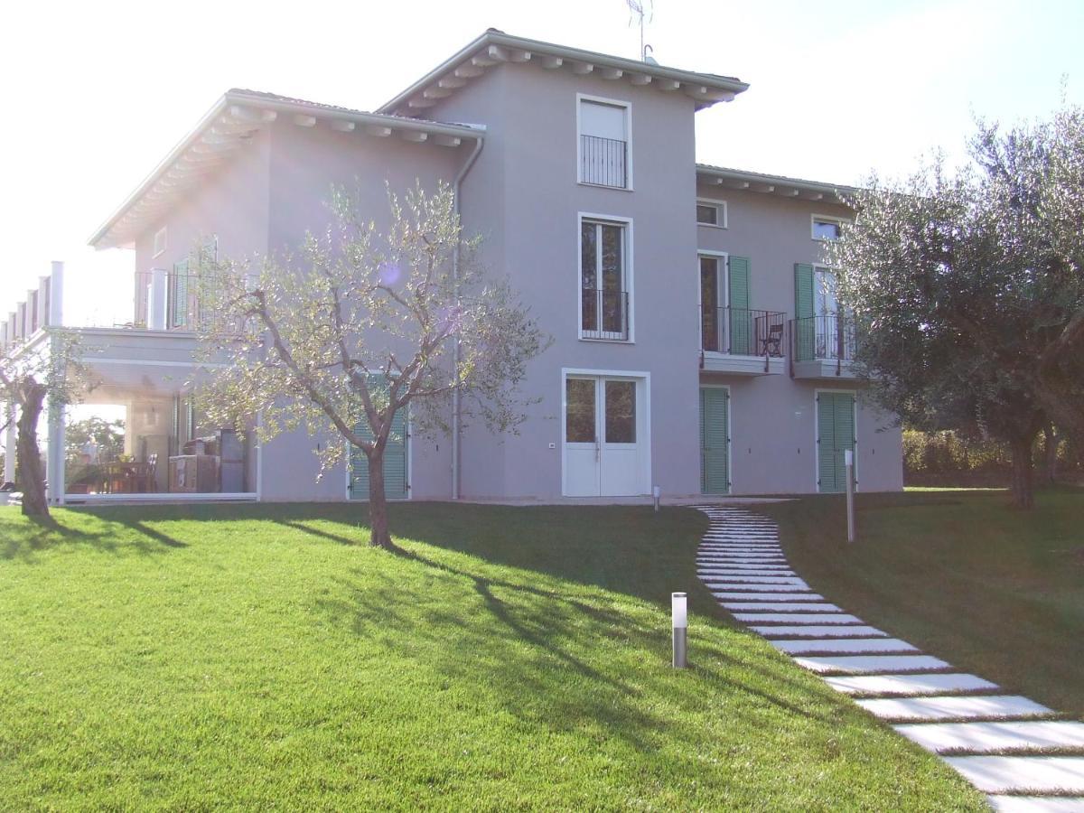 Bilocale Papavero, Magnolia O Girasole San Felice del Benaco Bagian luar foto